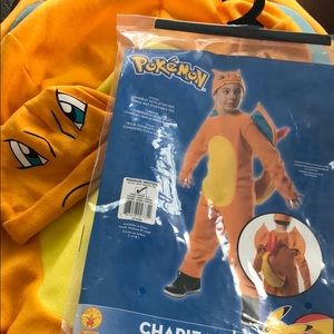 Pokémon Charizard costume Kids Medium